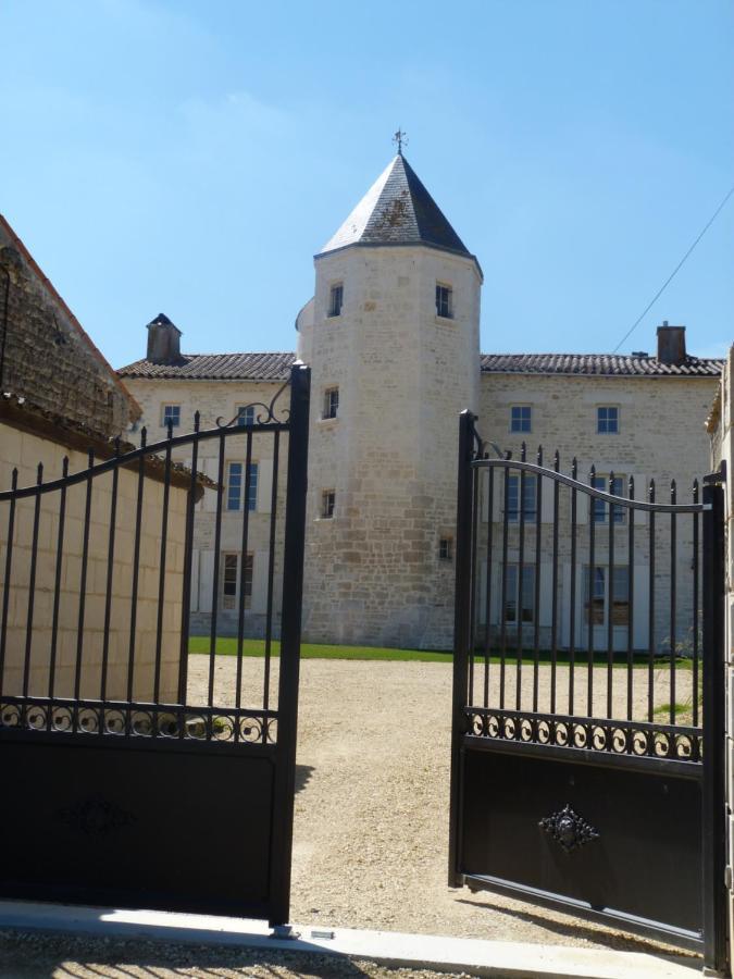 Logis De Pierre Levee Bed and Breakfast Bessines Buitenkant foto