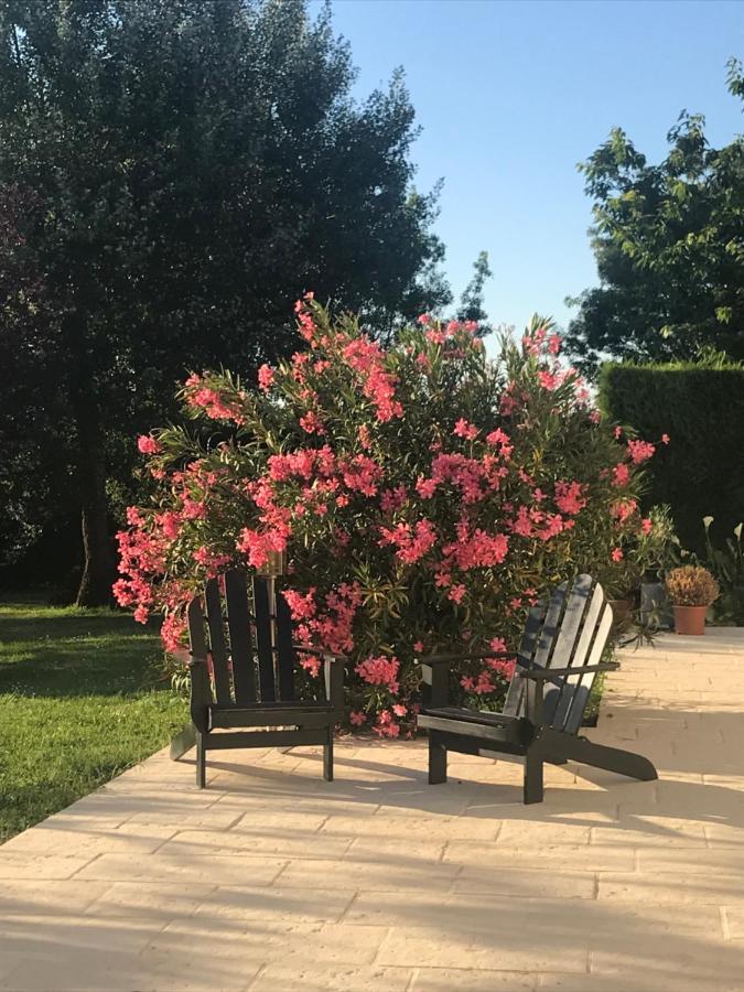 Logis De Pierre Levee Bed and Breakfast Bessines Buitenkant foto